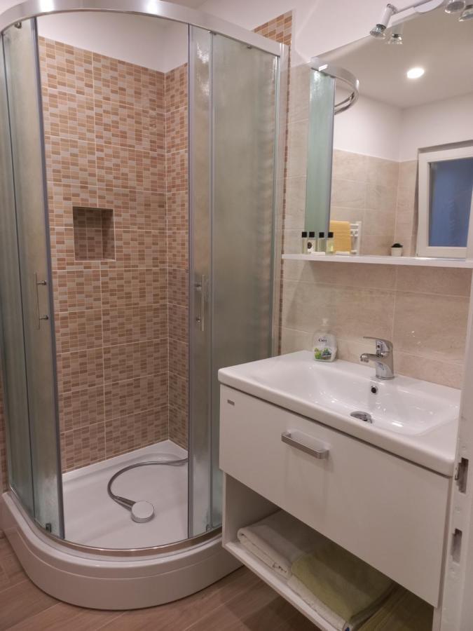 בפורטורוז Apartments Karmen מראה חיצוני תמונה